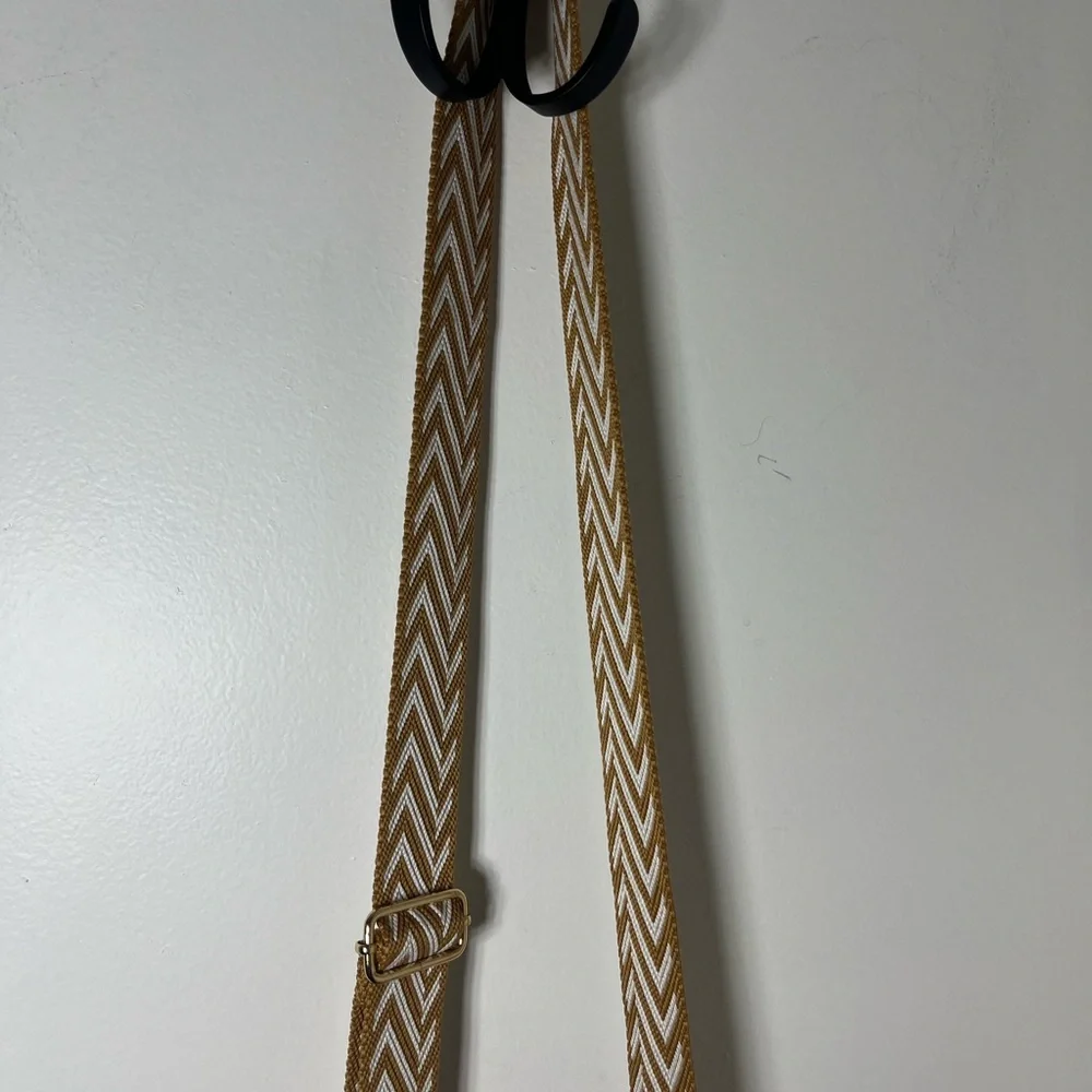 Lulla Collection NYC Brown Mini Crossbody Phone Bag Adjustable Strap - Picture 3 of 12